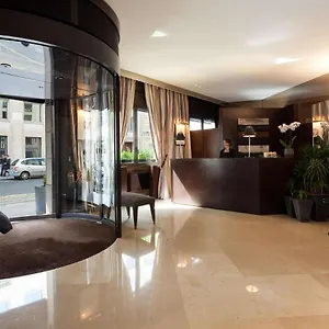 La Du Roy Champs Elysees 4* Париж